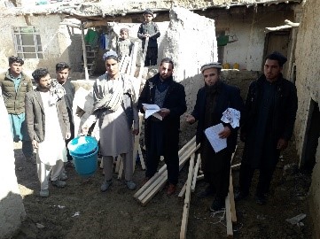 برای بیجاشده گان جدید درکاپیسا وسایل ساختمانی توزیع شد