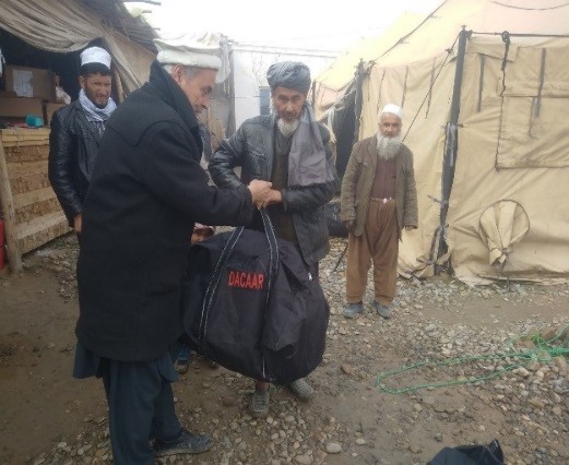 ۱۶۱ خانواده بیجاشده در کندز ازکمک بسته صحی مستفید گردیدند