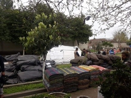 خانواده در ننگرهار خیمه ومواد غیر خوارکی بدست آوردند