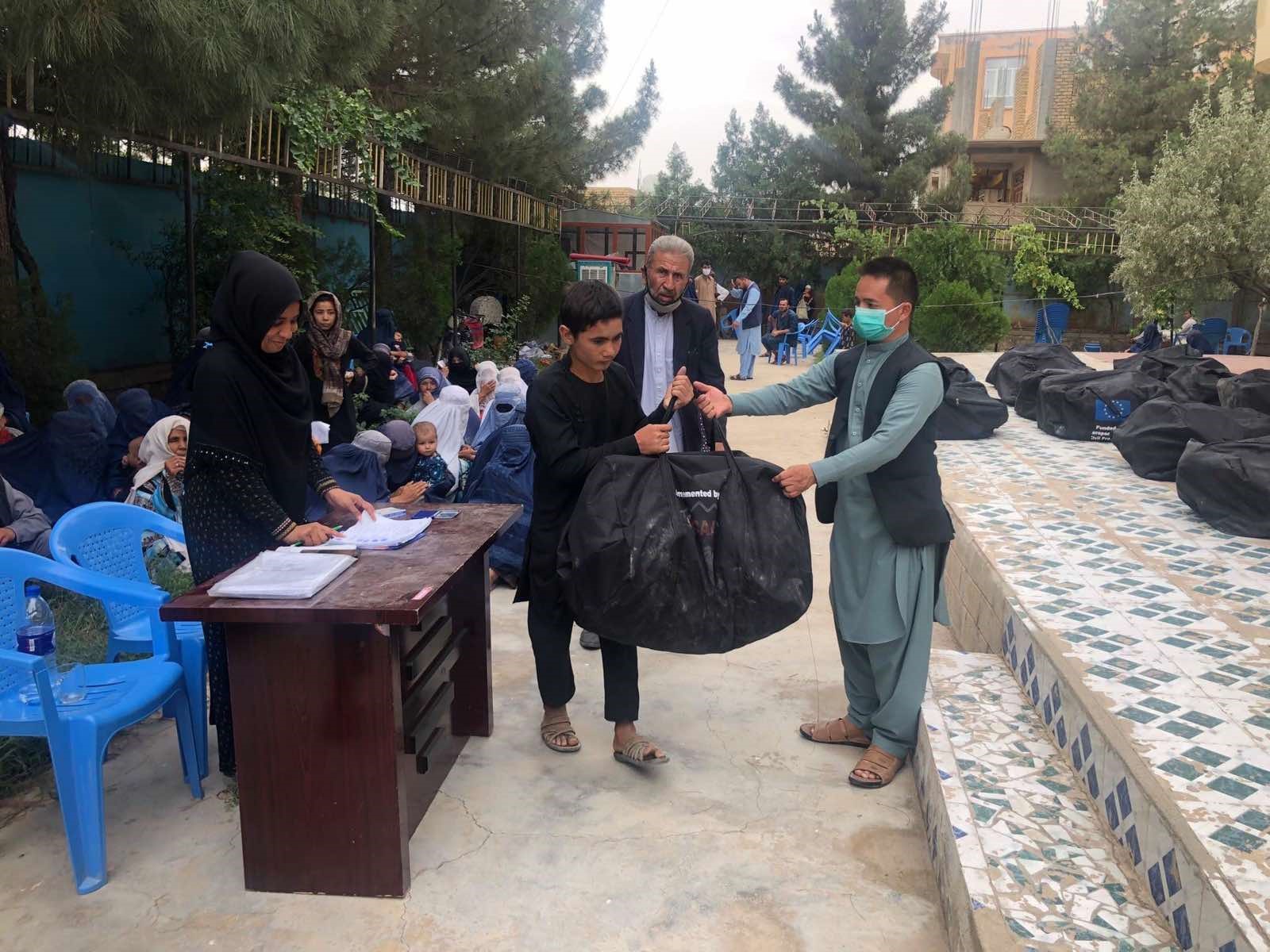 جوزجان کې سلګونه بېځايه شوو کورنيوسره مرسته وشوه